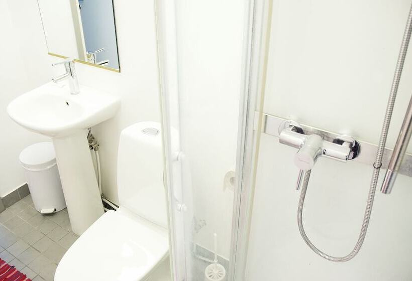 هاستل 16eur   Fat Margaret S