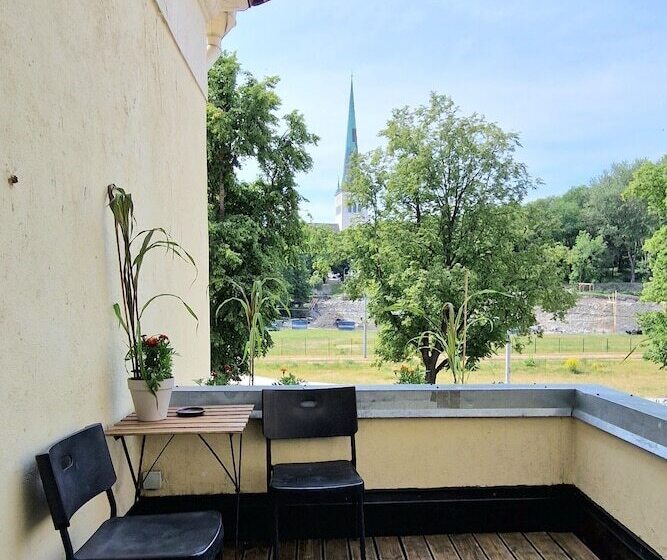 هاستل 16eur   Fat Margaret S