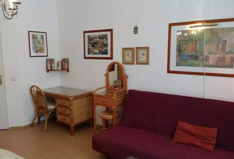 Holiday Apartments Karlovy Vary