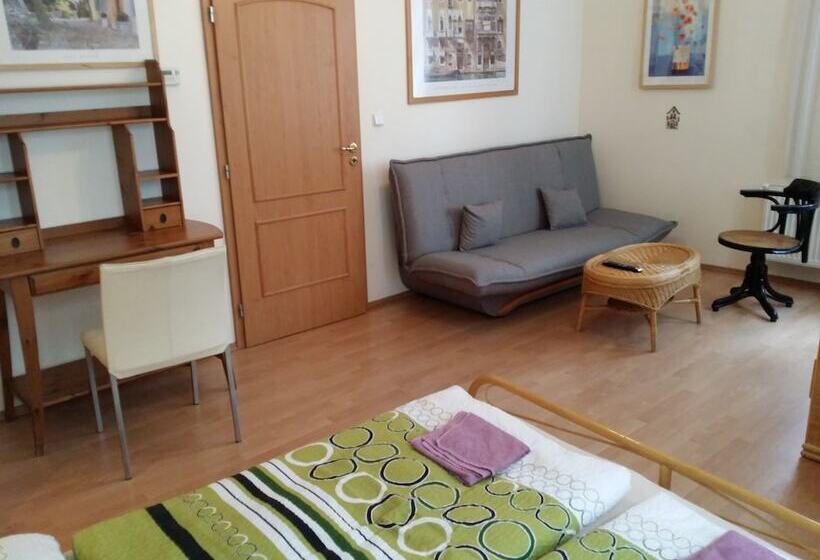 Holiday Apartments Karlovy Vary