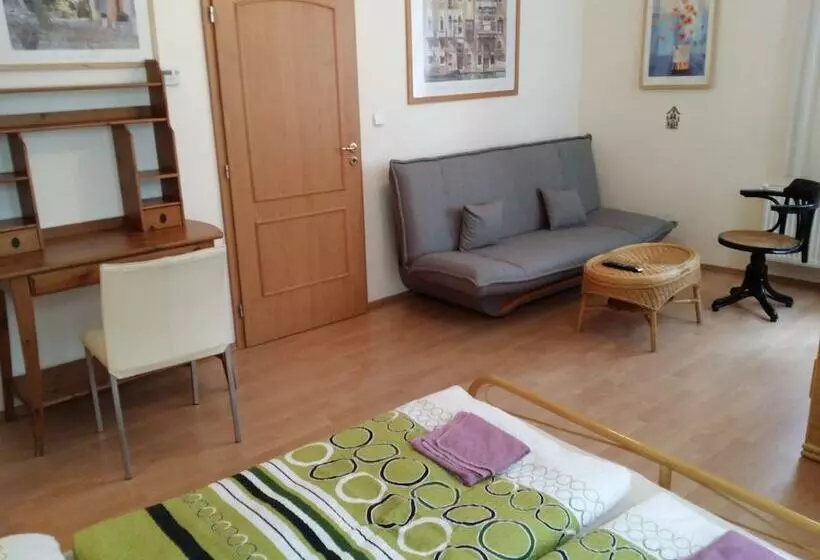 Holiday Apartments Karlovy Vary