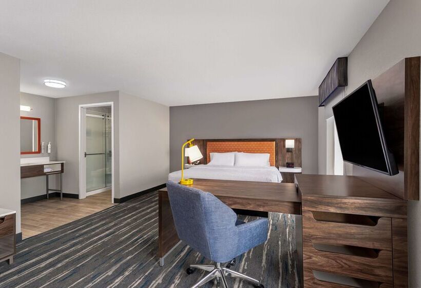 Отель Hampton Inn & Suites Richmond, In