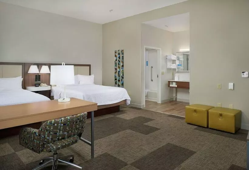 Hotelli Hampton Inn & Suites Rogers