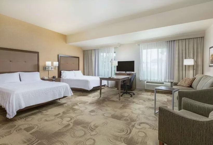 Отель Hampton Inn & Suites Yuba City