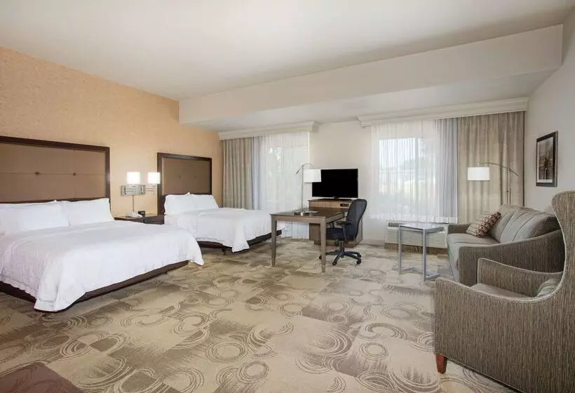 Отель Hampton Inn & Suites Yuba City