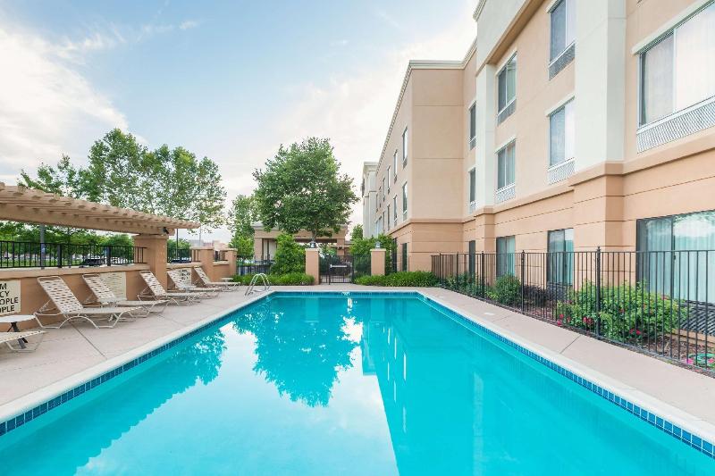 호텔 Hampton Inn & Suites Yuba City