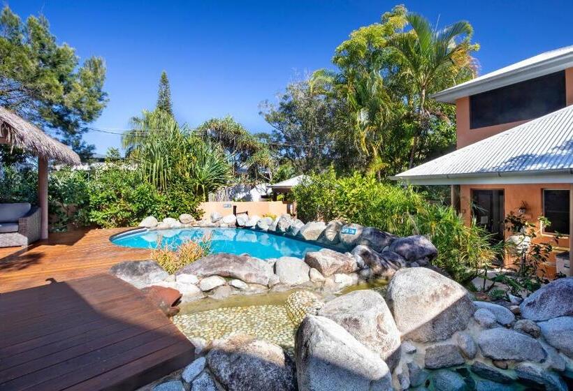 Отель L Auberge Noosa