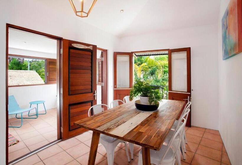 Отель L Auberge Noosa