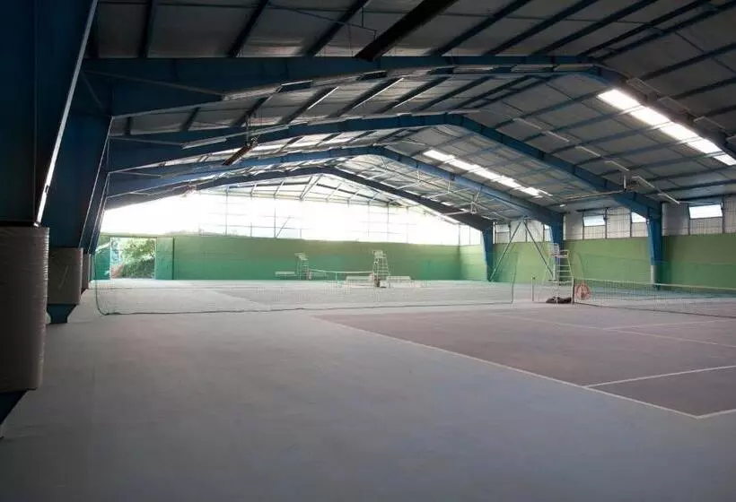 酒店 Makar Sport & Wellness