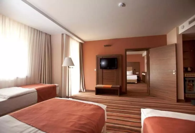 酒店 Makar Sport & Wellness