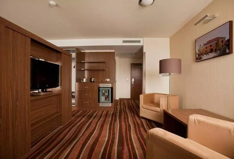 酒店 Makar Sport & Wellness