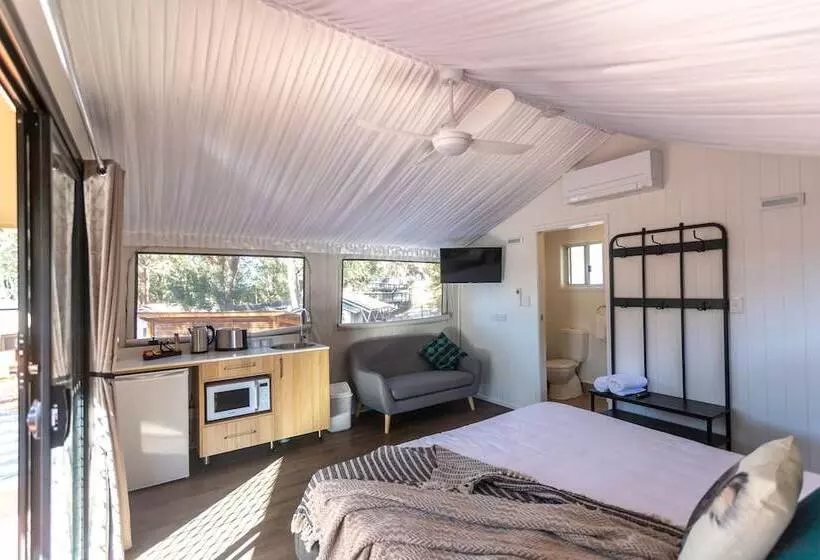 Отель Port Stephens Koala Sanctuary