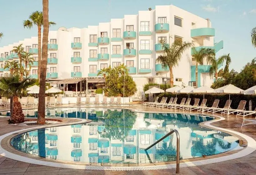 Lantiana Gardens Apart