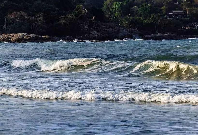 호텔 Bay Beach Resort