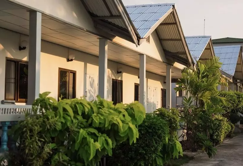 호텔 Bay Beach Resort