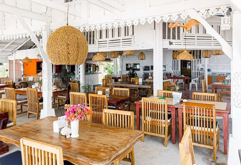 호텔 Bay Beach Resort