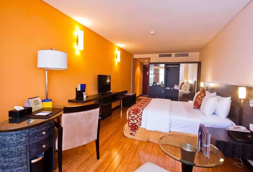 酒店 Best Western Premier Accra Airport