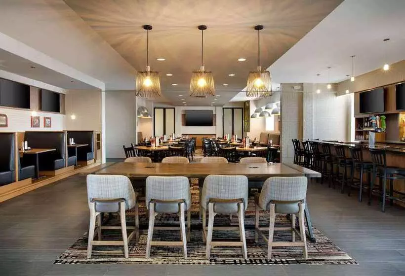 Szálloda Doubletree By Hilton Chicago Midway Airport