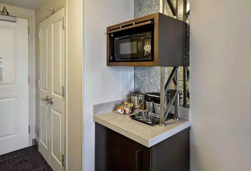 Szálloda Doubletree By Hilton Chicago Midway Airport