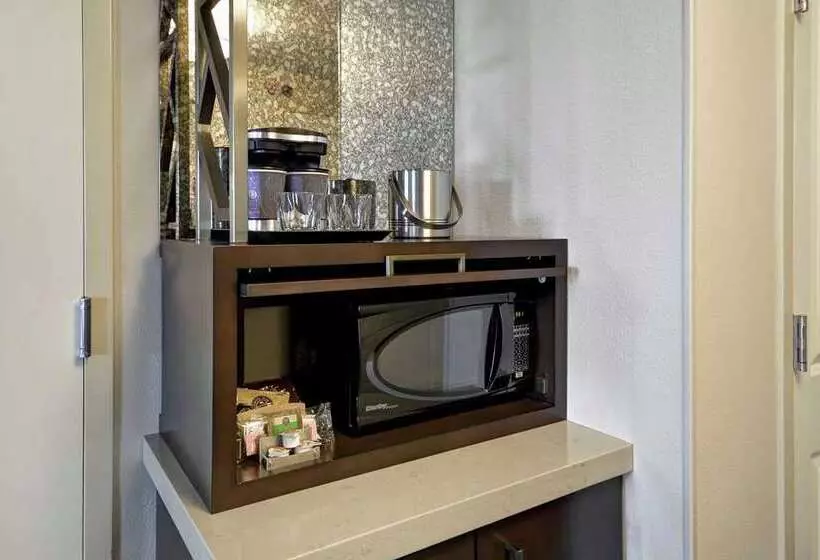 Szálloda Doubletree By Hilton Chicago Midway Airport