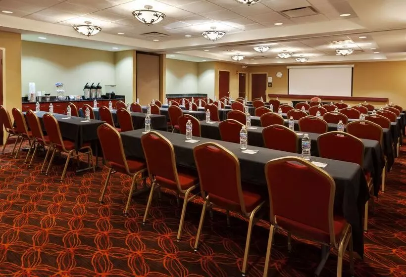 酒店 Hampton Inn & Suites Grove City