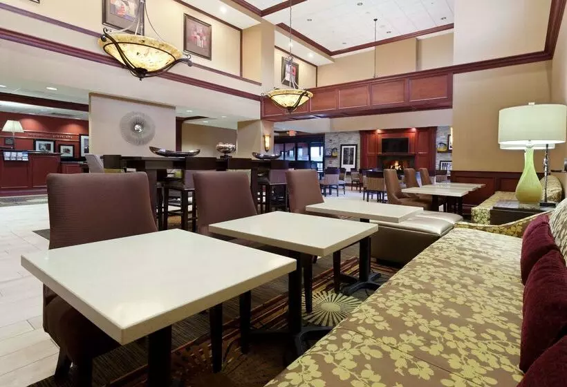 酒店 Hampton Inn & Suites Grove City