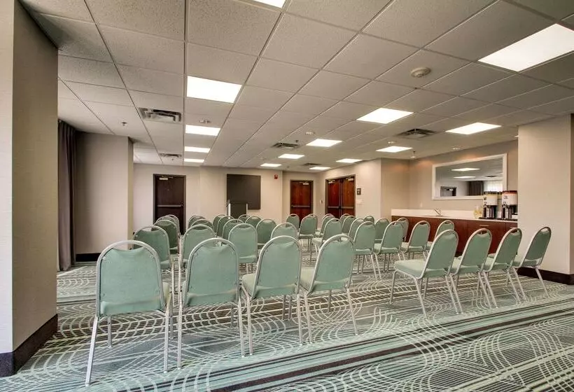 בית מלון כפרי Hampton Inn Yemassee/point South