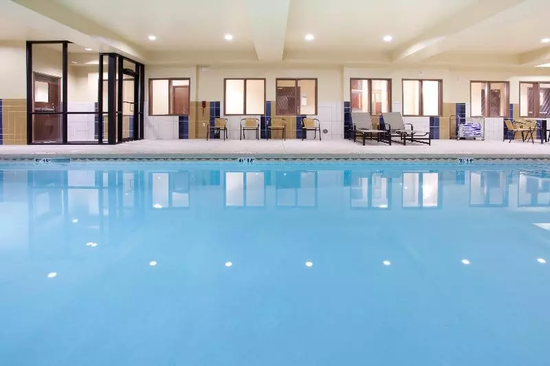 Holiday Inn Express Hotel & Suites Lamar By Ihg