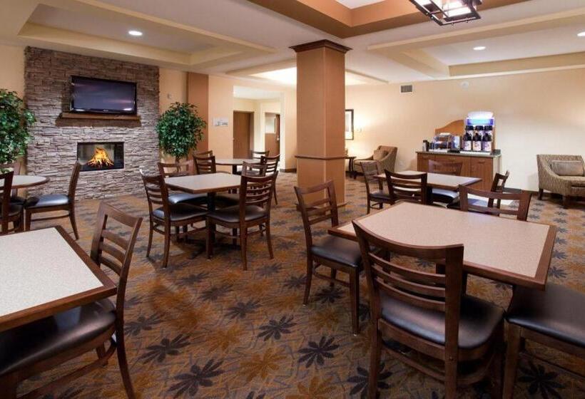 Holiday Inn Express Hotel & Suites Lamar By Ihg
