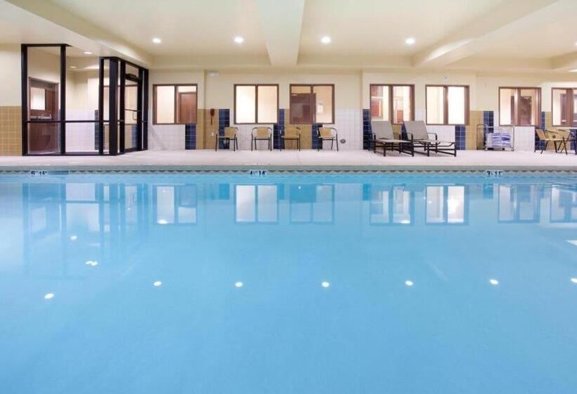 Holiday Inn Express Hotel & Suites Lamar By Ihg