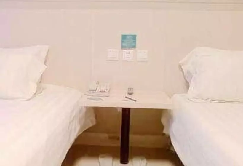 Отель Jinjiang Inn Changchun Renmin Square