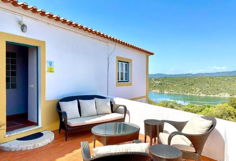 בית מלון כפרי Monte Do Zambujeiro