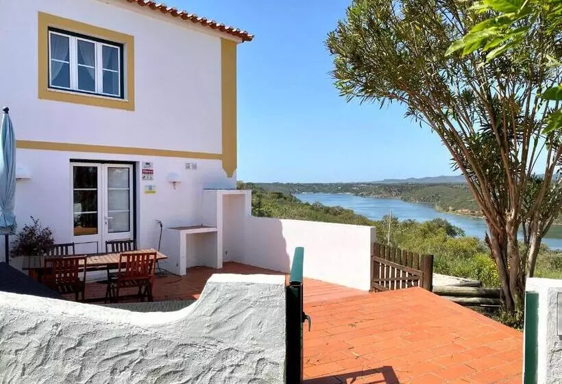 בית מלון כפרי Monte Do Zambujeiro