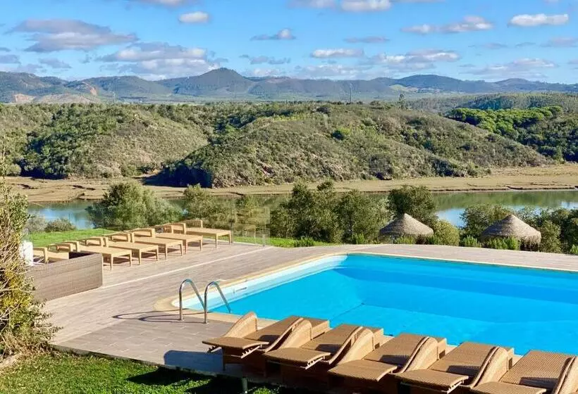 בית מלון כפרי Monte Do Zambujeiro