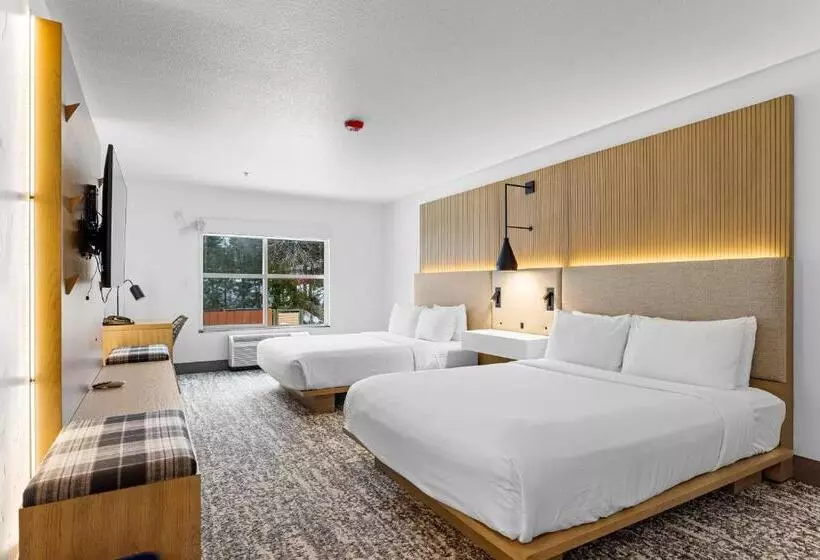 ホテル The Evergreen