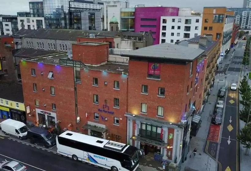 בית מלון כפרי The Pier