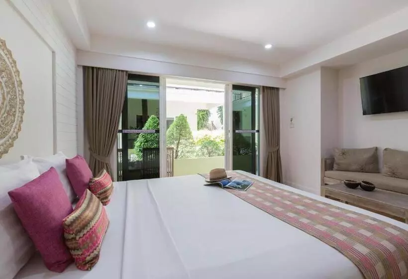 בית מלון כפרי Arkbar Beach Club