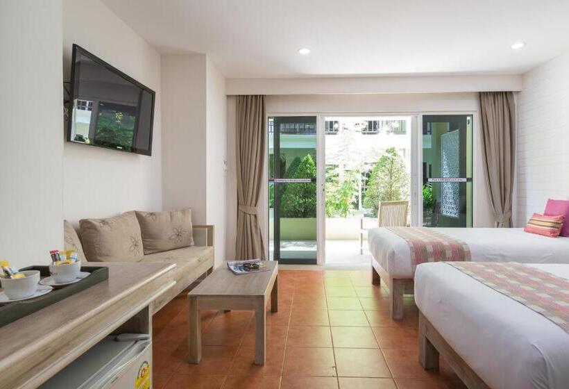 هتل Arkbar Beach Club