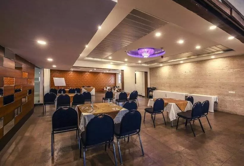 酒店 Ebony Boutique