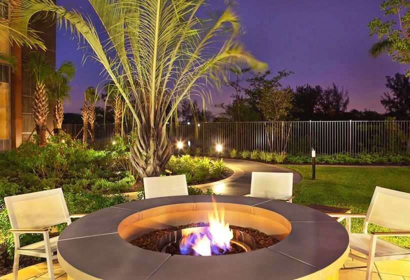 فندق Element Miami International Airport