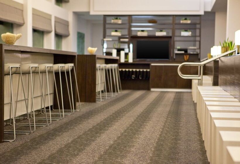 فندق Element Miami International Airport