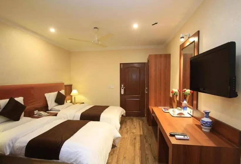 Hotel Noor Empire International Kormangala