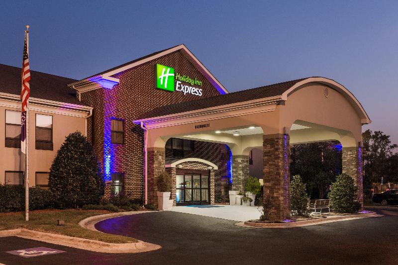 Отель Holiday Inn Express   Plymouth, An Ihg