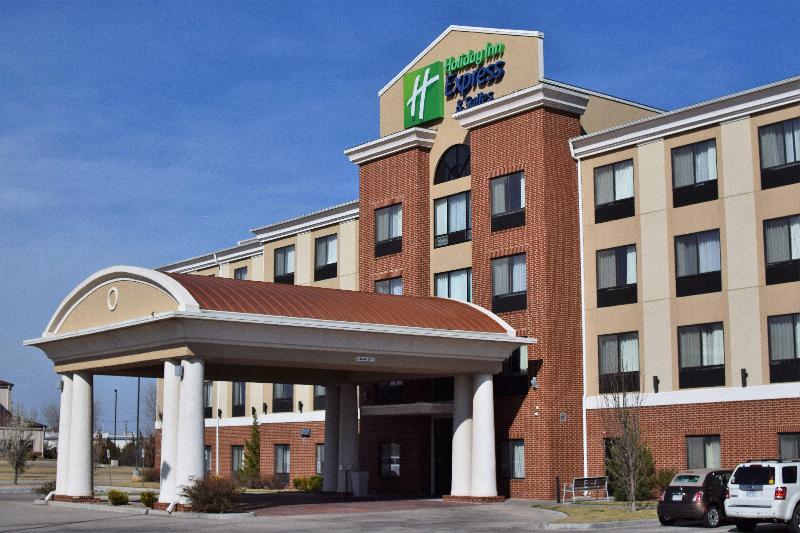 酒店 Holiday Inn Express Pratt, An Ihg