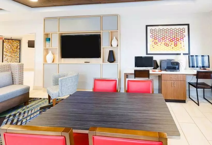 Hotel Holiday Inn Express & Suites Shelbyville, An Ihg