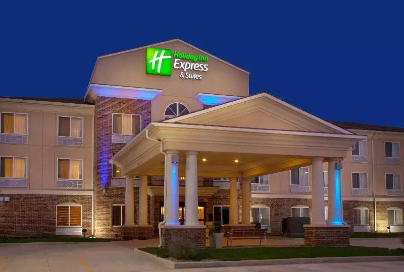 Отель Holiday Inn Express & Suites Jacksonville, An Ihg