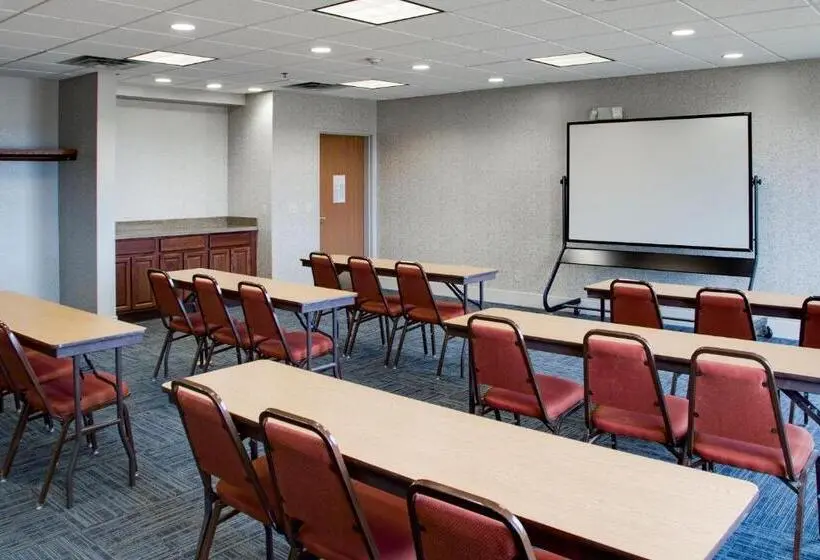 ホテル Holiday Inn Express & Suites Jacksonville, An Ihg