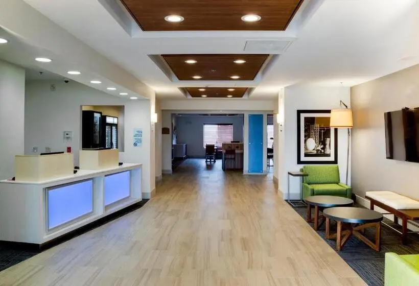 ホテル Holiday Inn Express & Suites Jacksonville, An Ihg