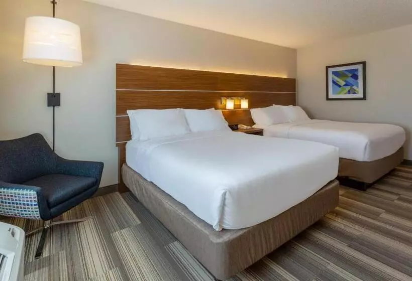 בית מלון כפרי Holiday Inn Express & Suites Vandalia, An Ihg