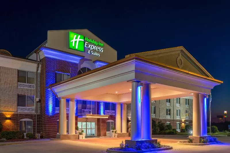 בית מלון כפרי Holiday Inn Express & Suites Vandalia, An Ihg